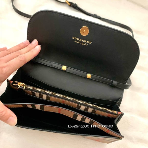 BURBERRY Detachable Strap Check Leather Wallet - Picture 3 of 15